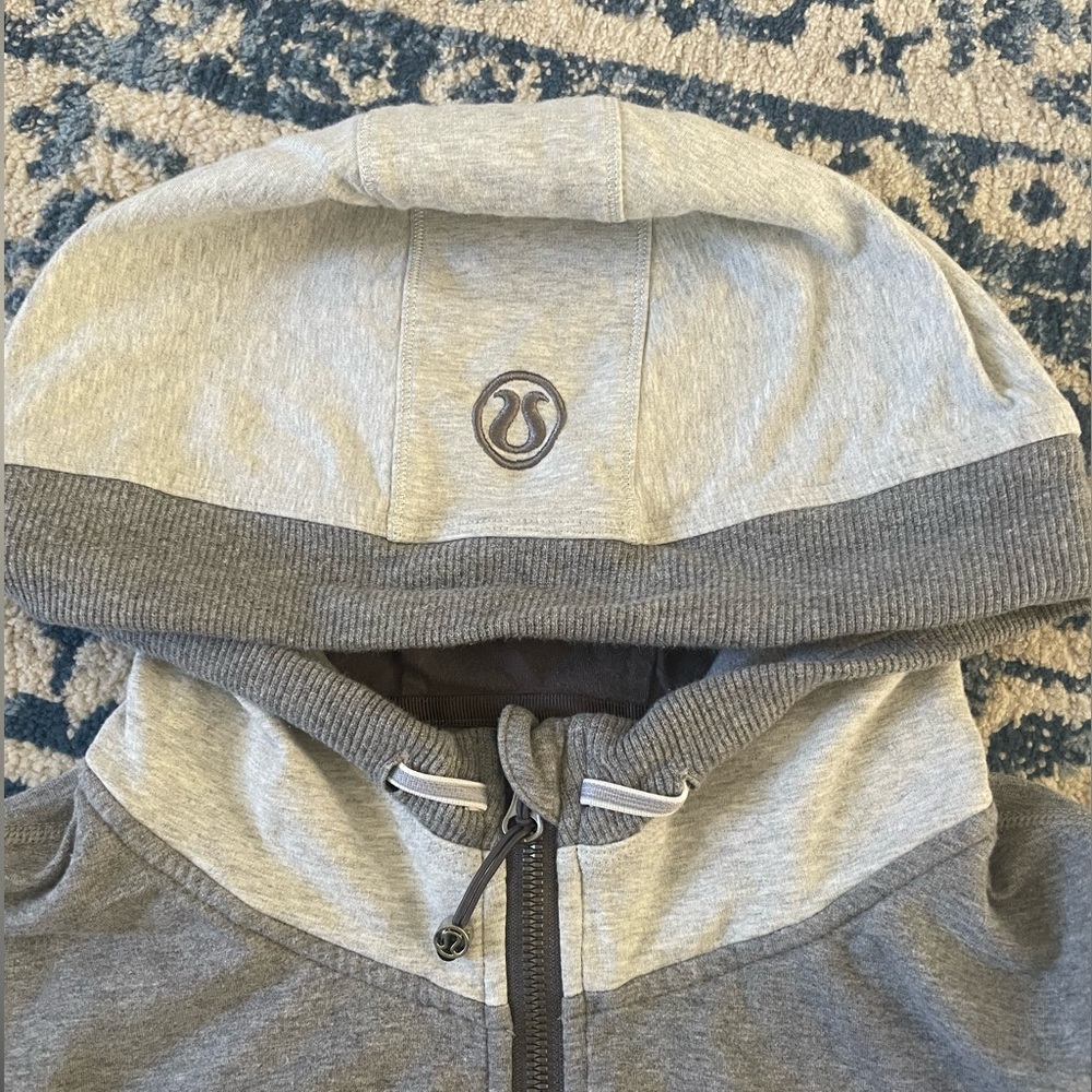 Lululemon zip up hoody